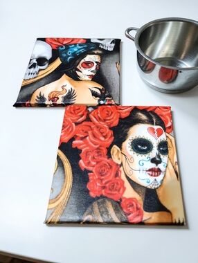 Elegant Ladies Coaster Set